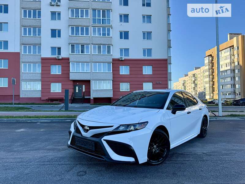 2021 toyota camry