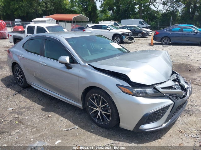2021 toyota camry