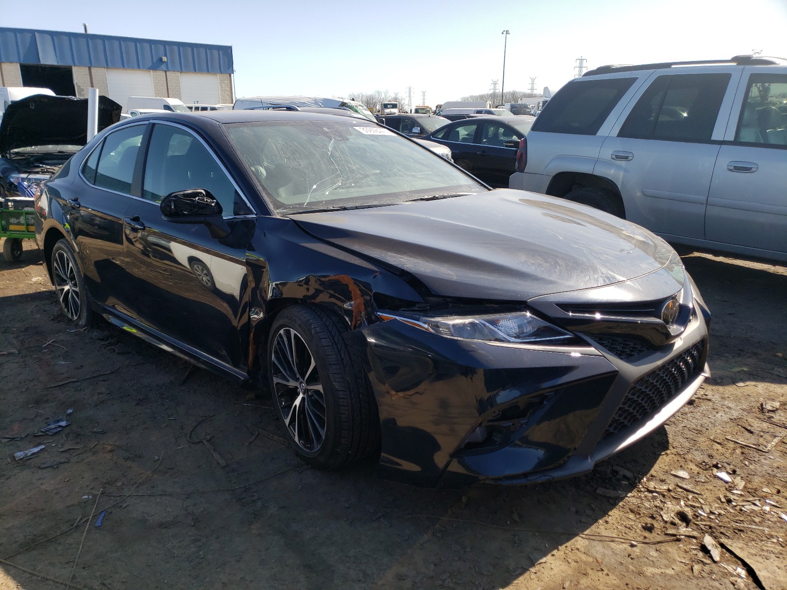 2020 toyota camry se