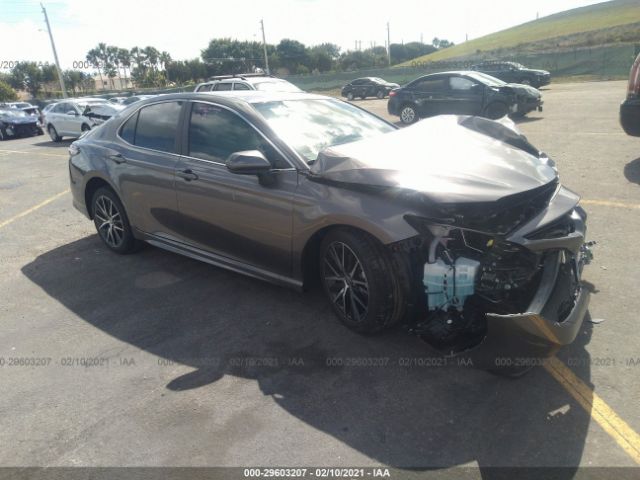 2021 toyota camry