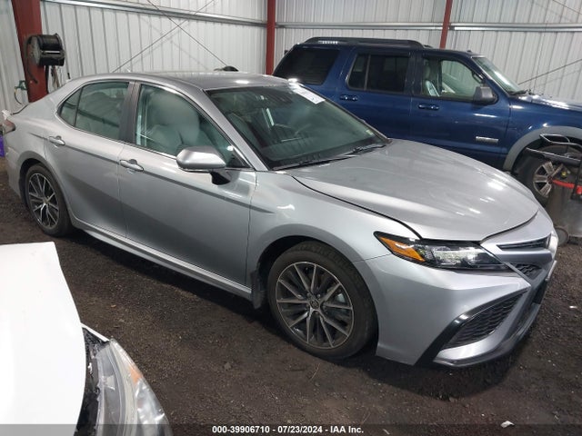 2020 toyota camry