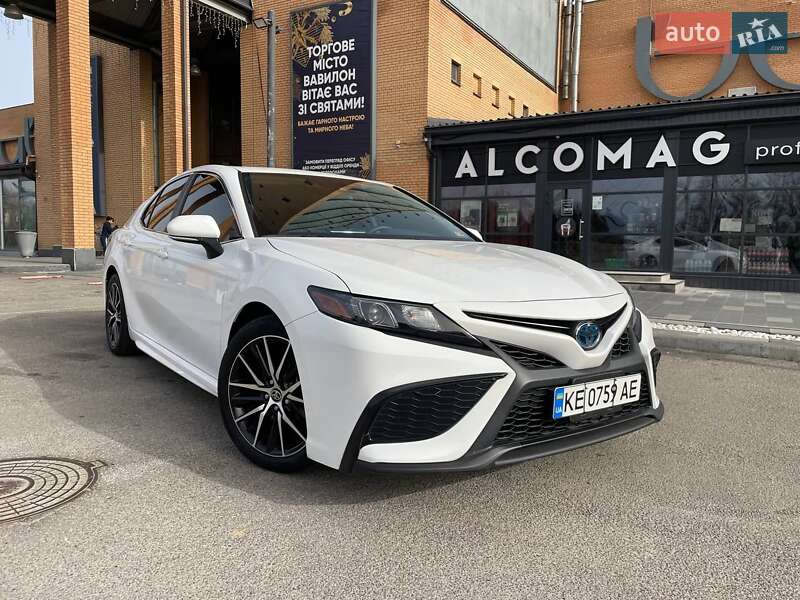 2022 toyota camry