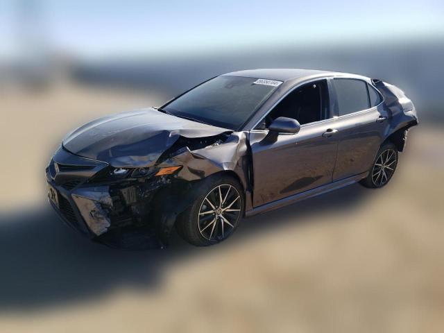 2022 toyota camry