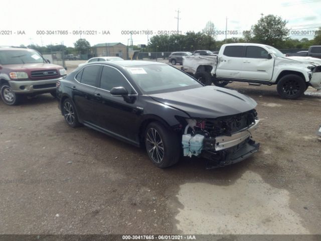 2020 toyota camry