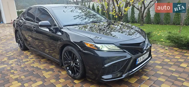 2022 toyota camry