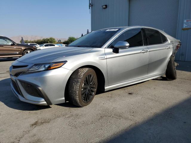 2021 toyota camry xse
