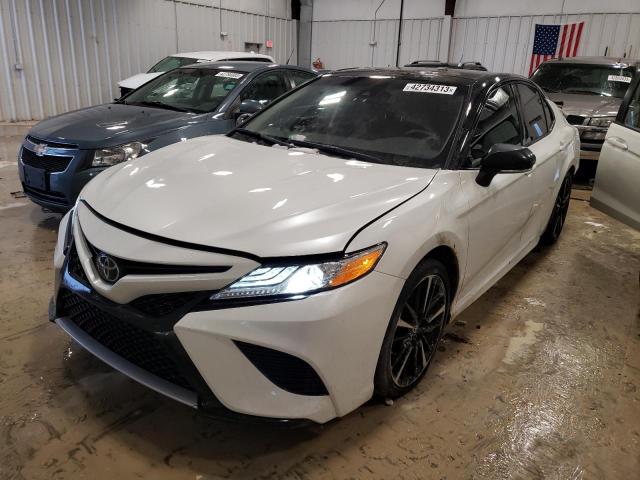 2020 toyota camry xse
