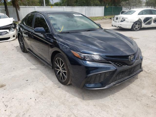 2021 toyota camry