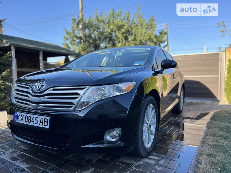 2010 toyota venza