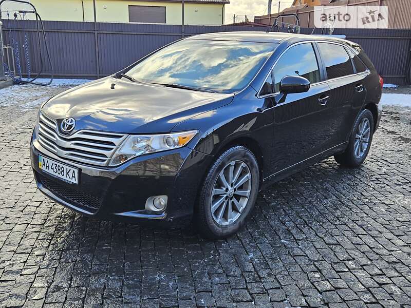 2010 toyota venza