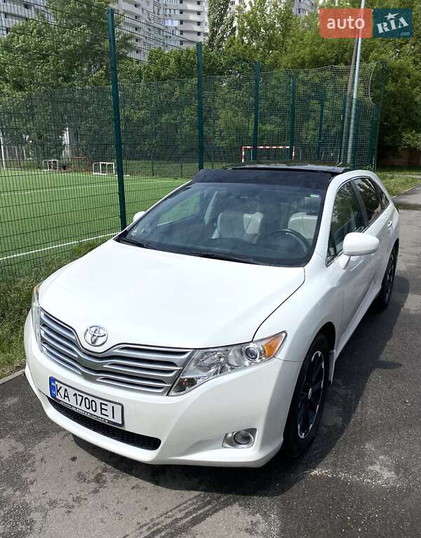 2011 toyota venza