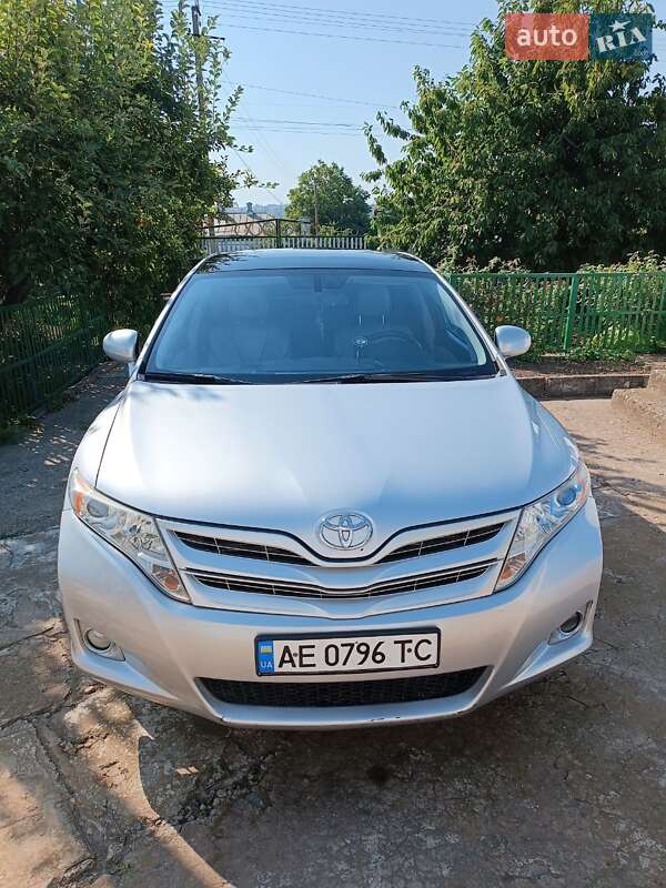 2010 toyota venza