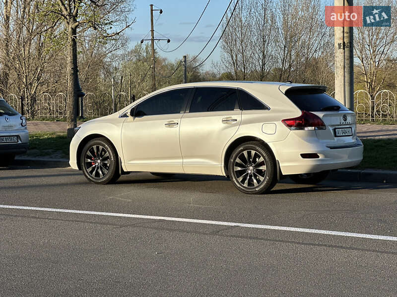 2013 toyota venza