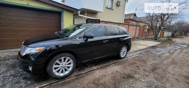 2010 toyota venza