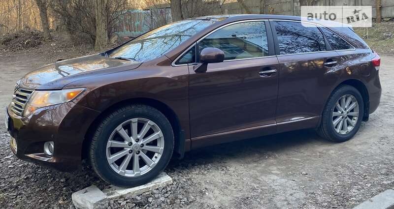 2011 toyota venza