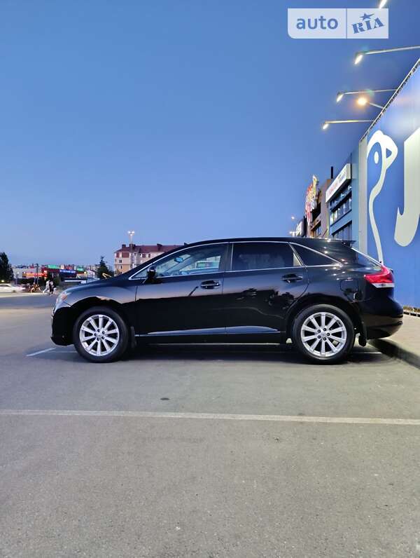 2011 toyota venza