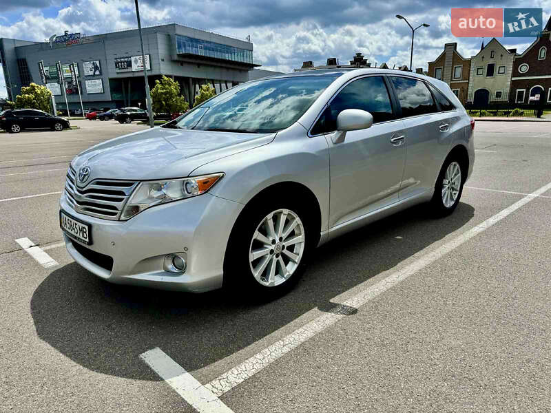 2011 toyota venza