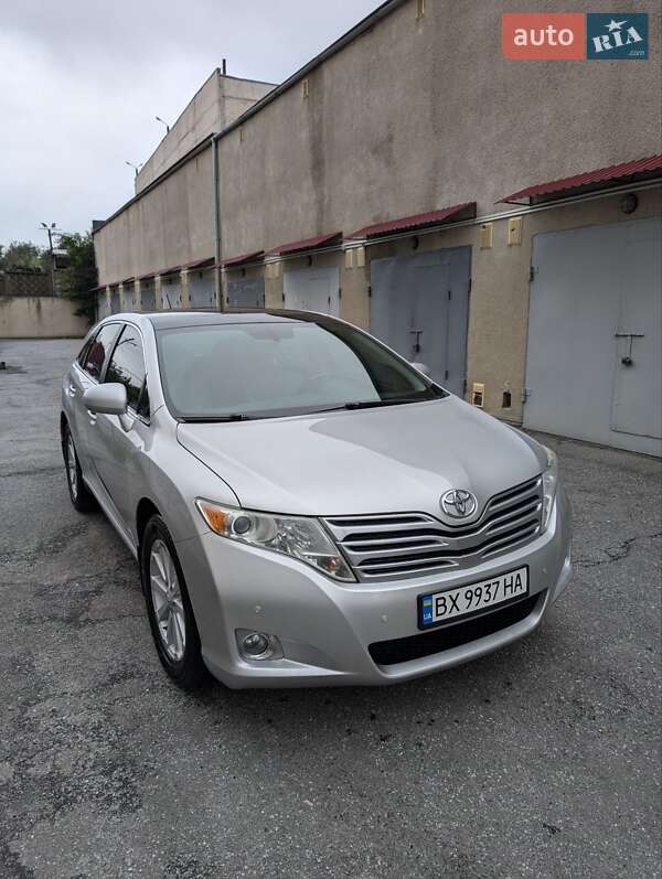 2011 toyota venza