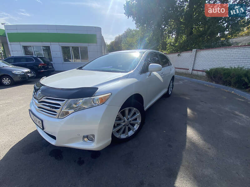 2010 toyota venza