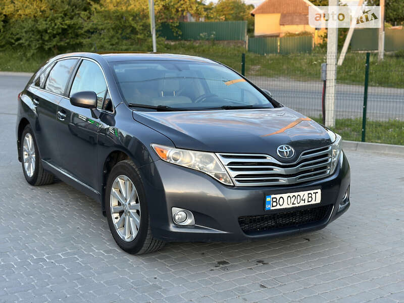 2010 toyota venza