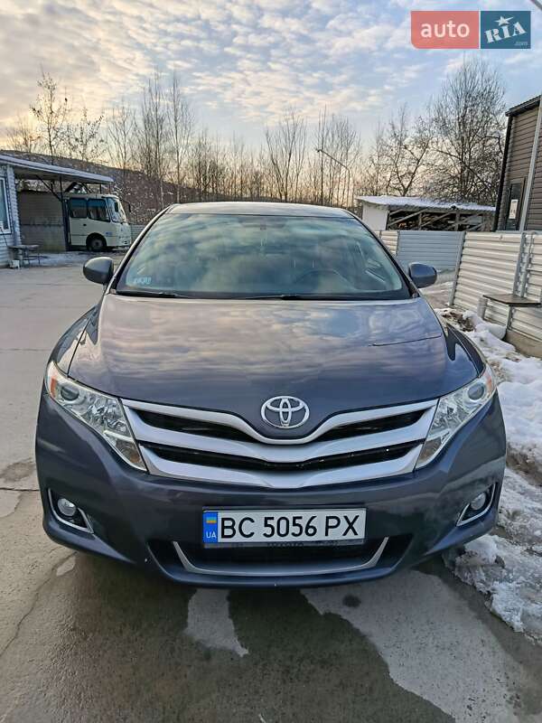 2011 toyota venza