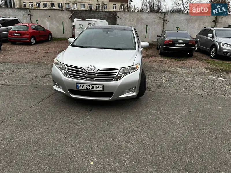 2011 toyota venza