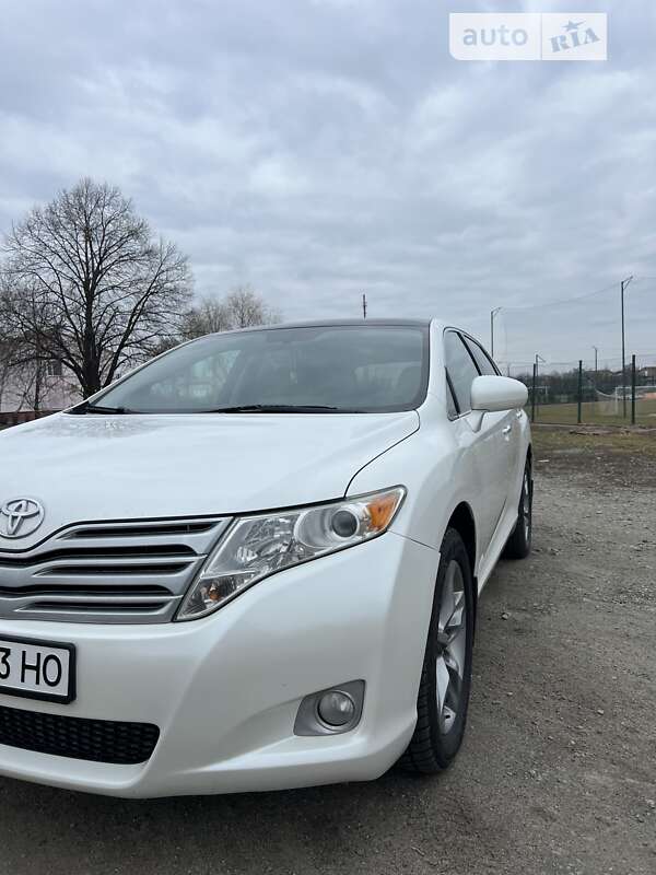 2011 toyota venza