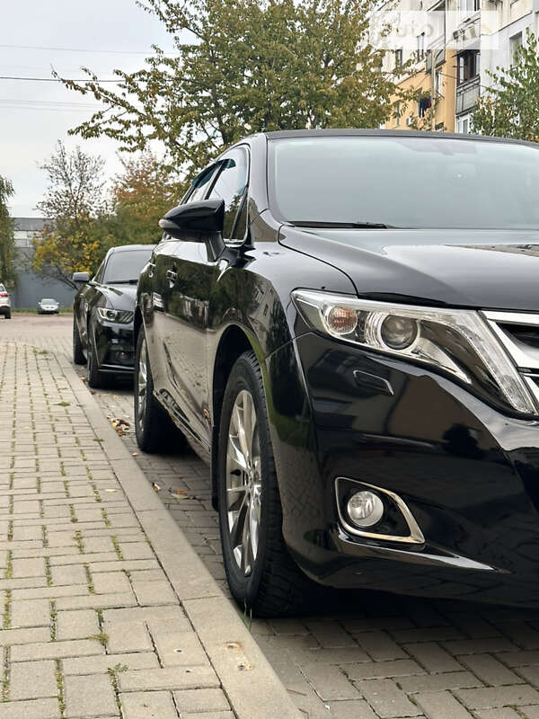 2013 toyota venza