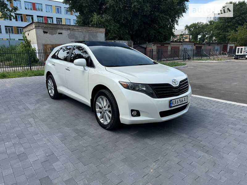 2011 toyota venza