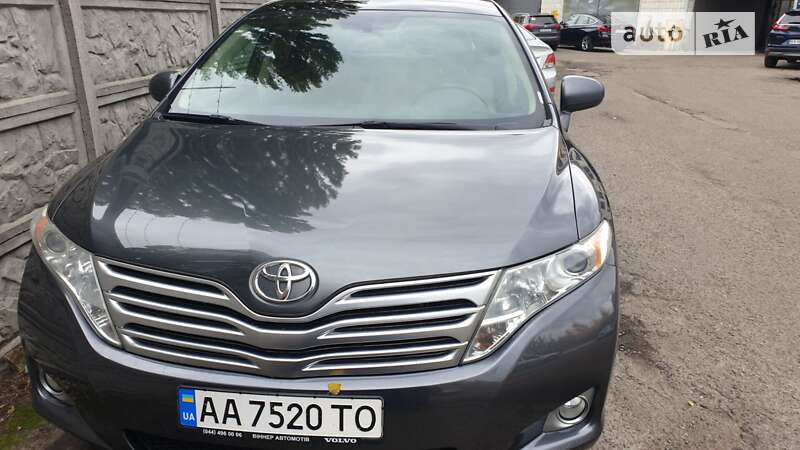 2011 toyota venza