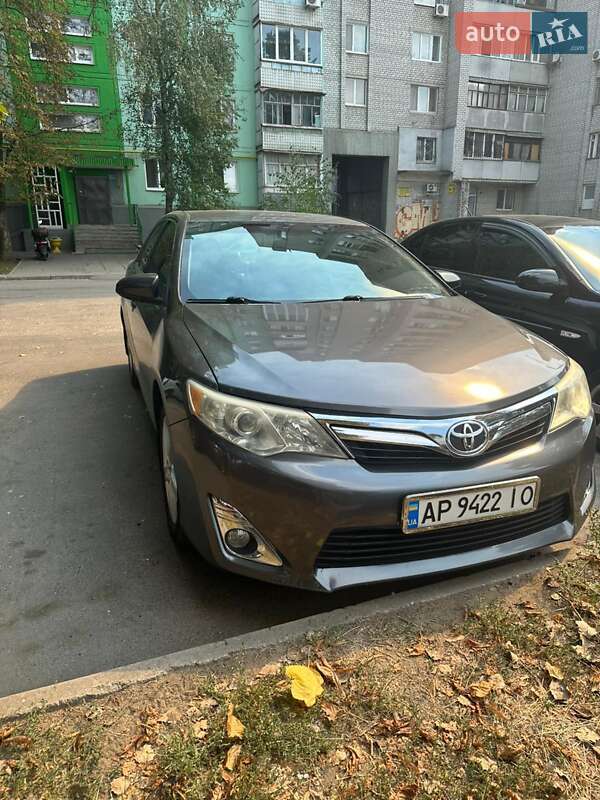 2012 toyota camry