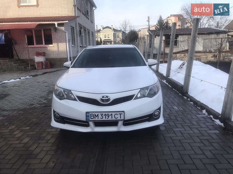 2013 toyota camry