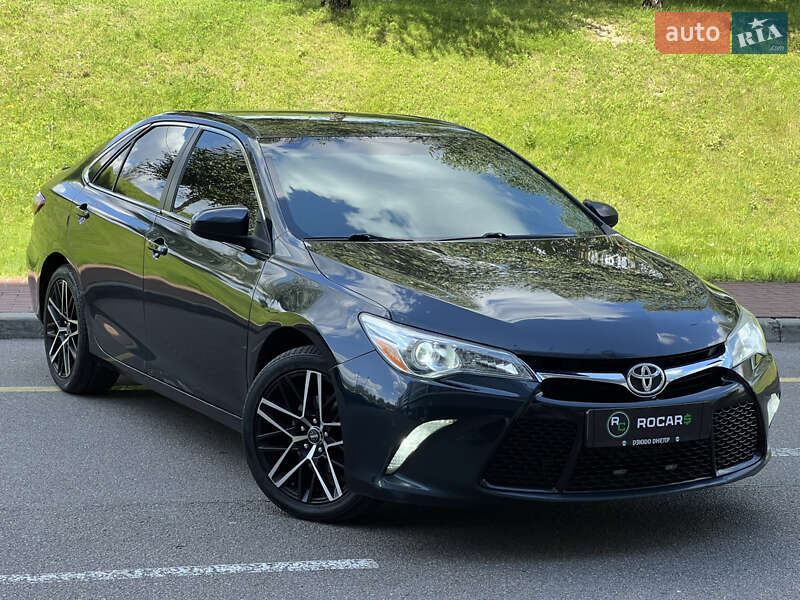 2015 toyota camry