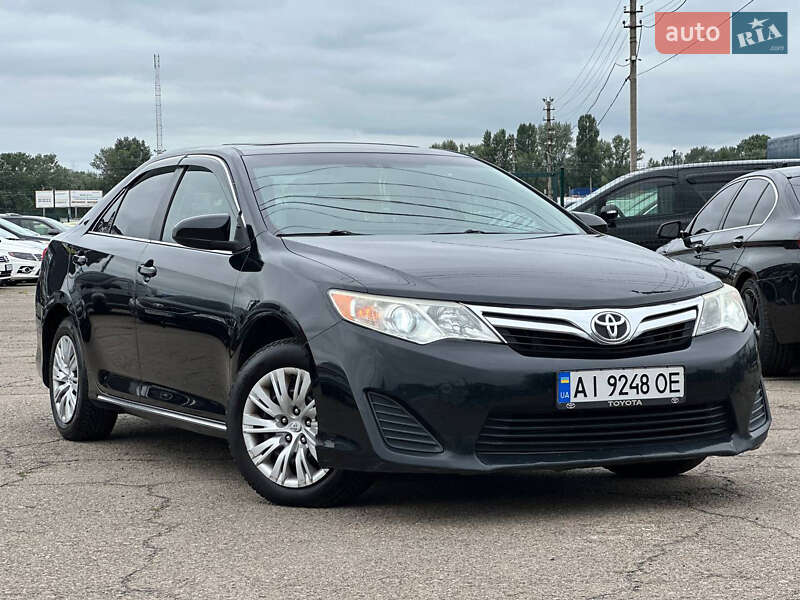 2012 toyota camry