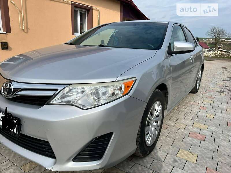 2014 toyota camry