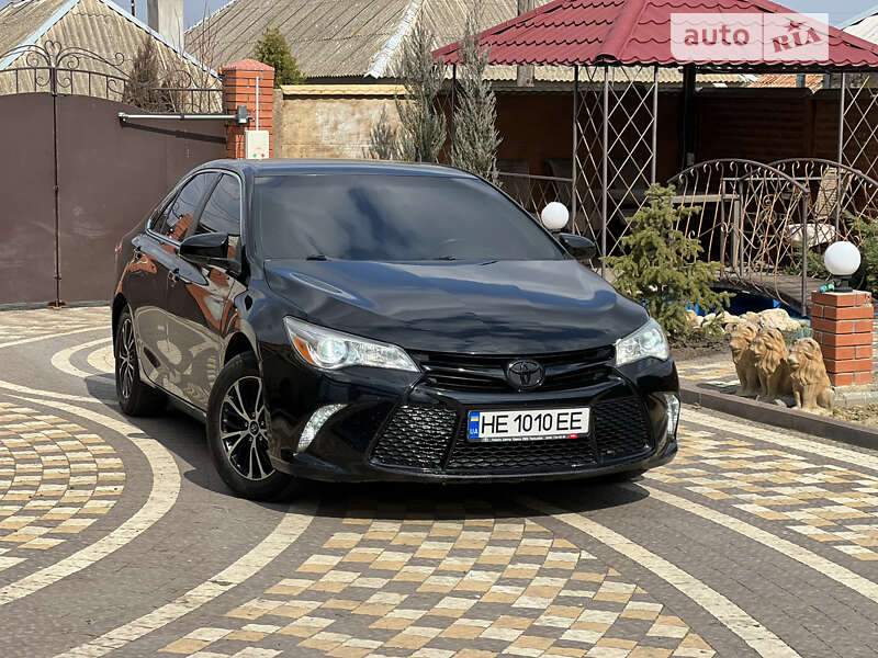2015 toyota camry