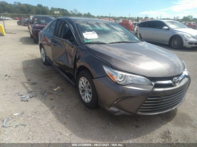 2016 toyota camry