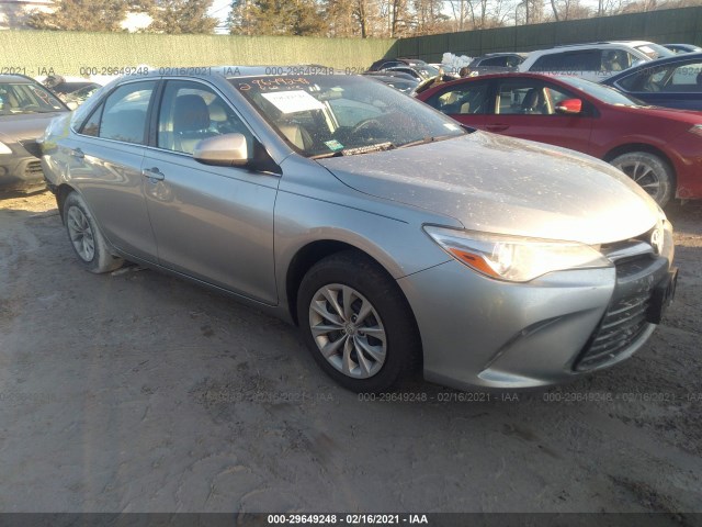 2016 toyota camry