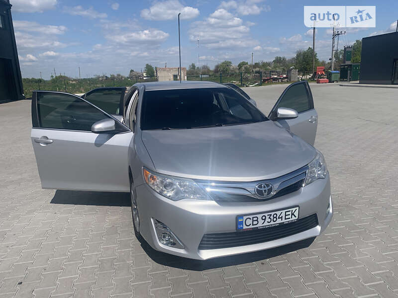 2013 toyota camry
