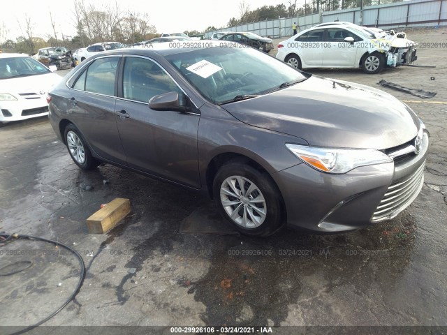 2016 toyota camry