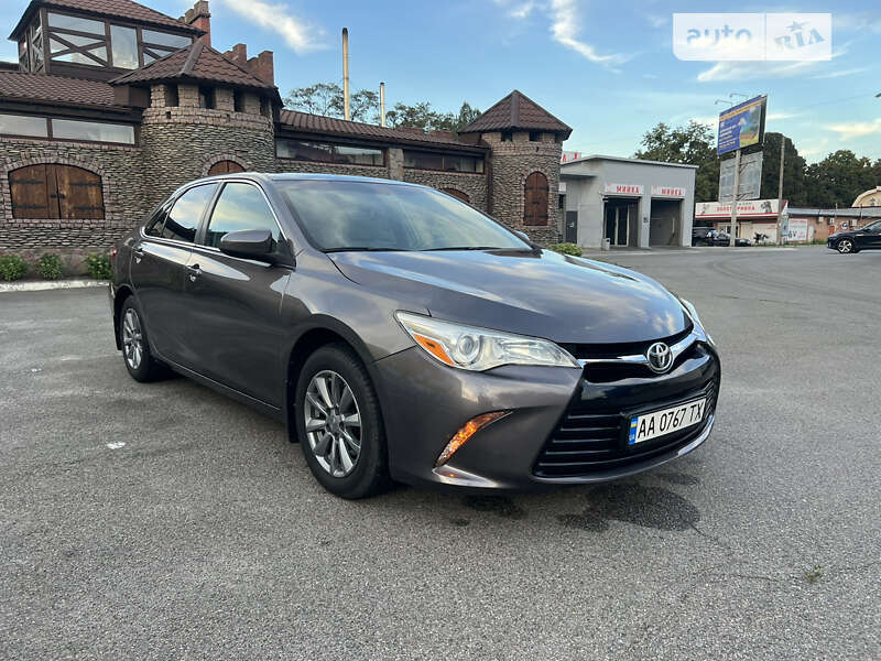 2015 toyota camry