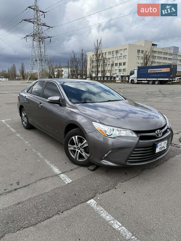 2015 toyota camry