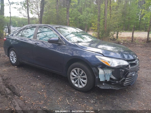 2016 toyota camry