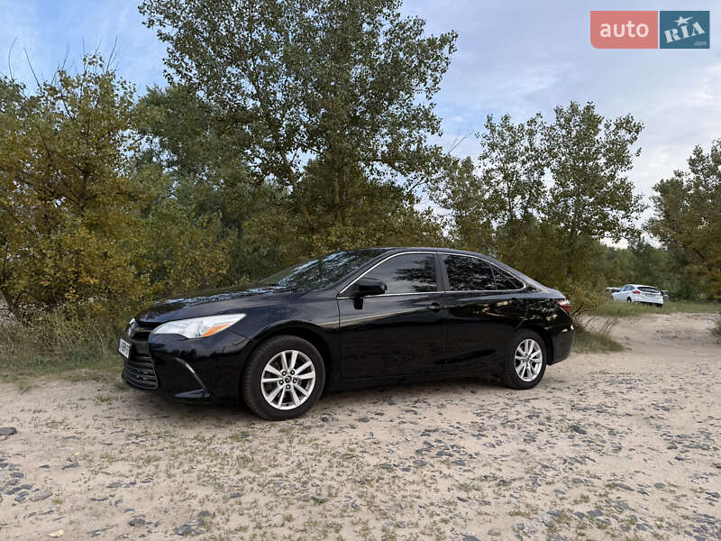 2015 toyota camry