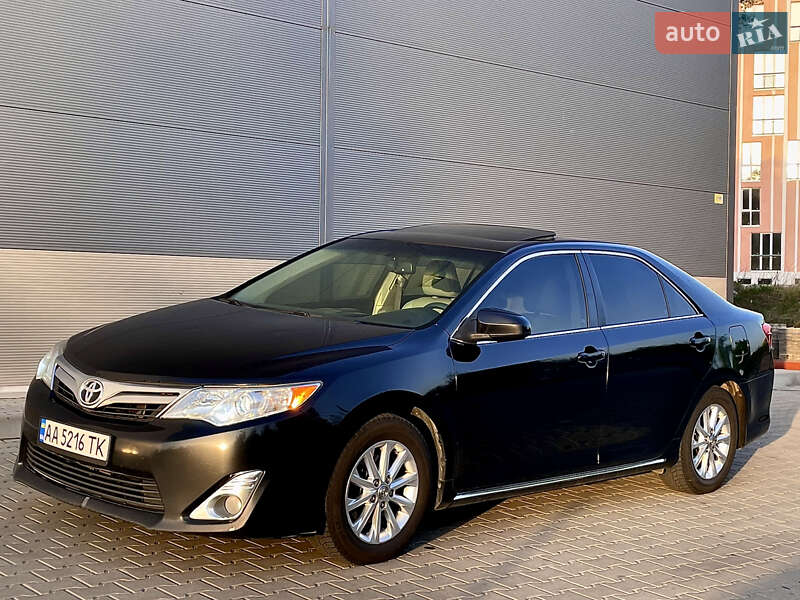 2013 toyota camry
