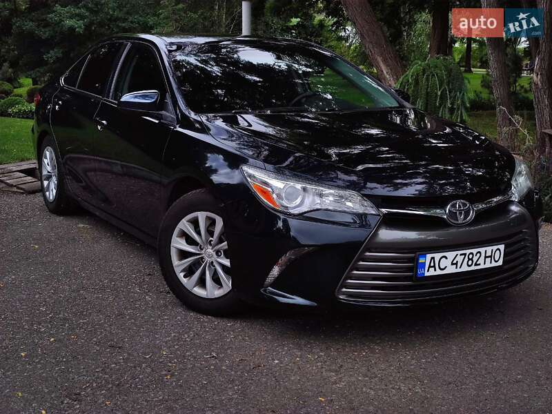 2015 toyota camry