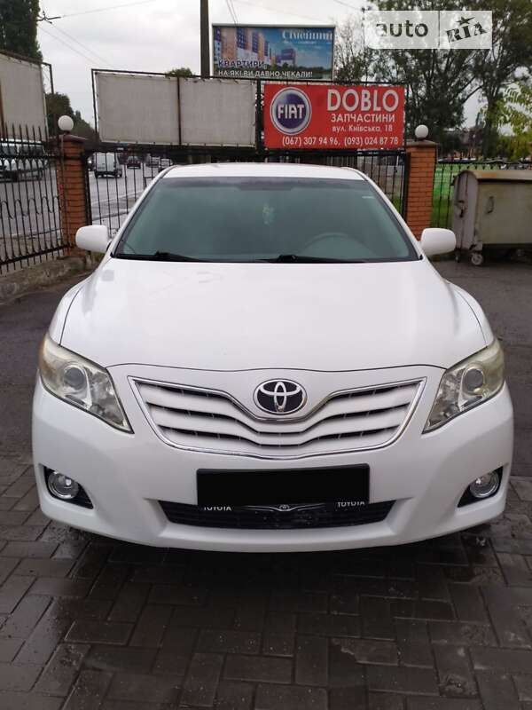 2011 toyota camry