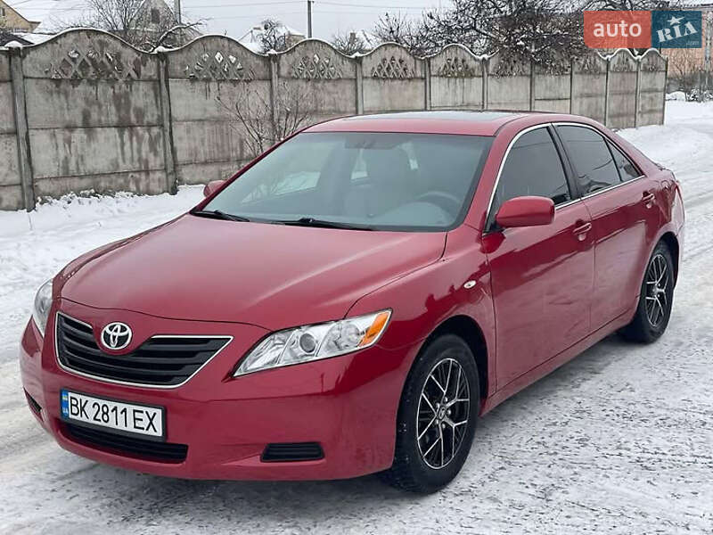 2011 toyota camry