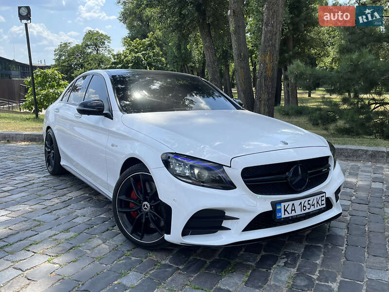 2019 mercedes-benz c43