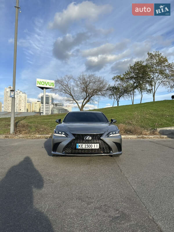 2018 lexus es
